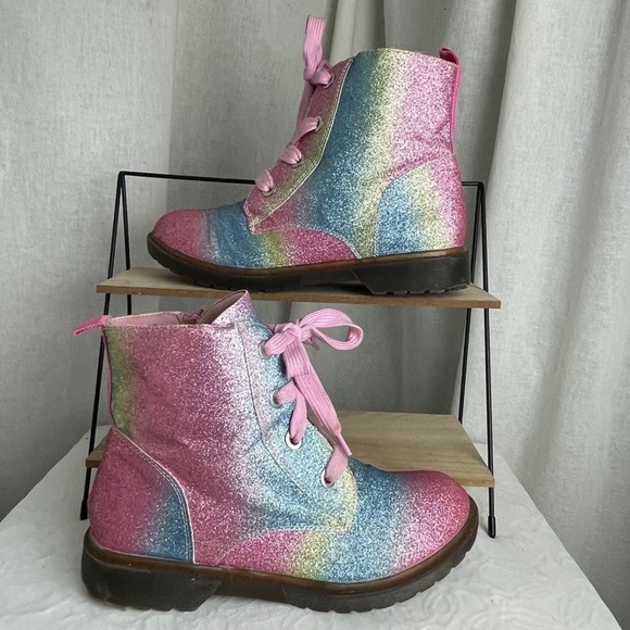 Natural Steps “Elsie” Pastel Glitter Rainbow Combat Boots - Picture 4 of 11